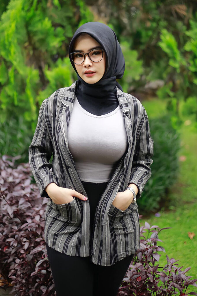Marfa Moela Selebgram Hijab Seksi